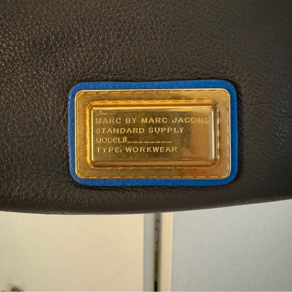 Marc by Marc Jacobs women’s crossbody leather hobo bag purse blue gray gold - Picture 4 of 15